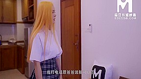 0086淫娃成长史 001/免费观看 10 Min