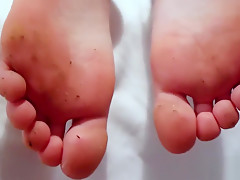 18 years old sweaty feet for a nasty footjob