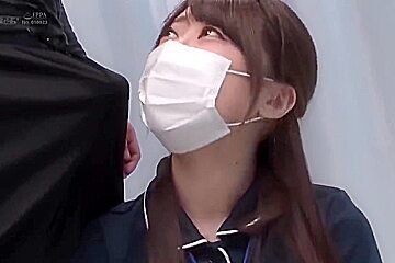230318看護師が着衣でセックスするh2