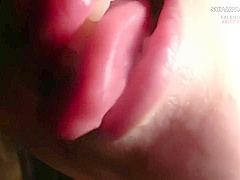 406ftht-077 精子は飲み物hカッフtカ尻ヒタハン挑発的な白キャル参上チコを咥えなから這いつくはってお散歩フェラすこいキンキンになってきた