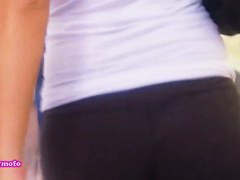 A bombastic piece of ass filmed by a street cendid cam