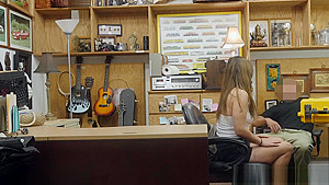 A police babe fuck by a pawn dude