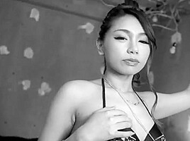 AIRA With The Pole Dance - Caribbeancom