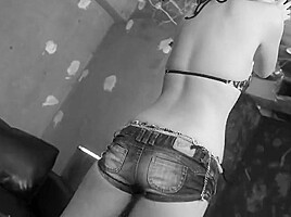 AIRA With The Pole Dance - Caribbeancom