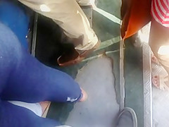 ARRIMON ZOOM universitaria jeans ajustados PARTE 1