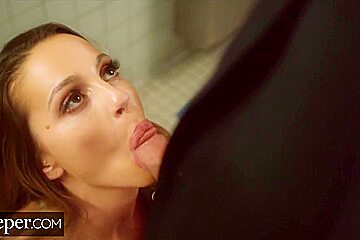 Abigail Mac - Fucks Her Young Employee In The Bathroom