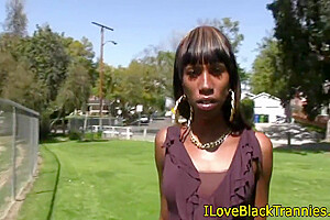 Amateur Ebony Tgirl Cums After Wanking