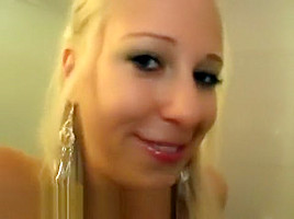 Amateur Girl Wants to Try Anal Sex