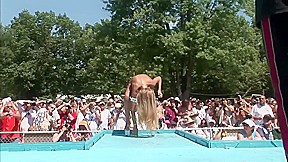 Amateur Stripper Contest - DreamGirls