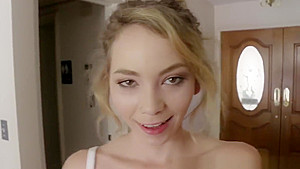 Amateur pov teen 18+ sucks