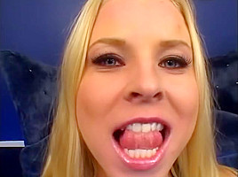 Amber Rain blowjob