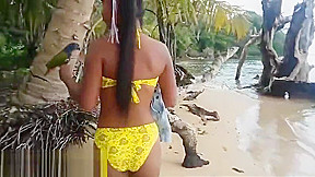 Ameteur Tiny teen 18+ Heather Deep at the beach give deepthroat