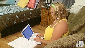 Anna Kay masturbating