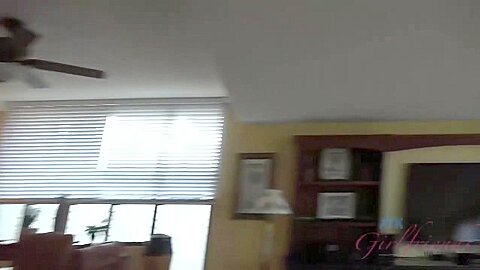 Ariel Grace - Ariel Goes Back To Hawaii With You, And Loves The New Place