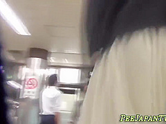 Asian Amateurs Urinating