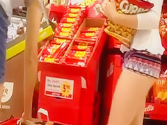 Ass cheeks store creeper