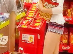 Ass cheeks store creeper