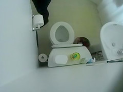 Ass crack caught on the