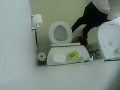 Ass crack caught on the