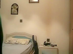 Athletic dude fucks his girlfriend