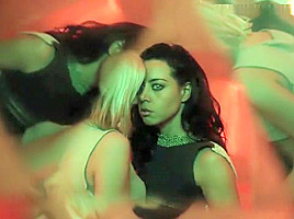 Aubrey Plaza & Vanessa Dubasso Lesbian Scene in Legion on ScandalPlanetCom