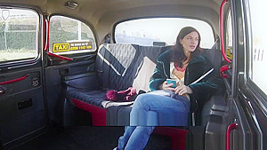 Beautiful Arian gets a free hot sex from the pervy driver