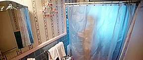 Best amateur Celebrities, Showers adult scene
