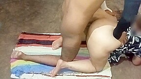 Bhabhi Ki Hard Chudai Gaand Faad Di