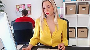 Big Boobs Blonde Having Nice Show