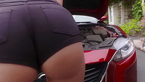 Big butt hottie railed