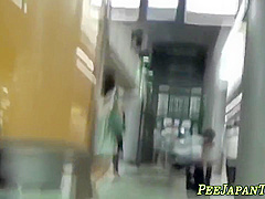 Bizarre Asian Young Babe Peeing