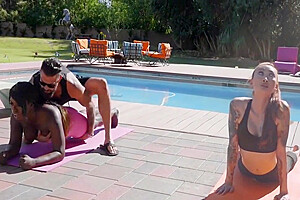 Black And White Shemales Fucked In Ass In Threesome 5 Min