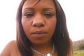 Black Hottie With Great Tits Shows Her Pussy
