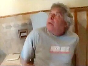 Black Whorebag Gets Off On An Old White Cock
