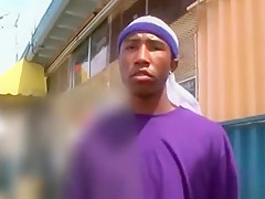 Black guy sucking dick outdoor