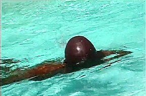 Black muscle studs fucking in the pool