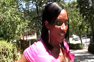 Black tranny jerking off solo