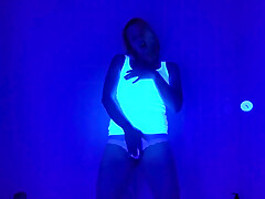 Blacklight Bath Cum