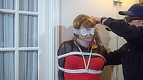 Bondage crossdresser