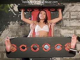 Brunete Tickled Bdsm Kinky Porn
