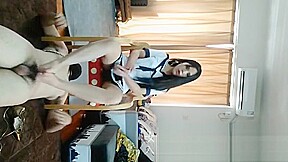 CHINESE FEMDOM调教男M足交 裸足足交 foot job