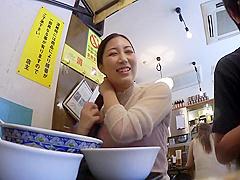Can You Catch A Solo Ramen Lady By Picking Her Up In A Restaurant? Sara (23) Is A Office Worker