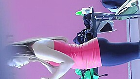 Candid teen 18+ cheerleaders dancing in leggings