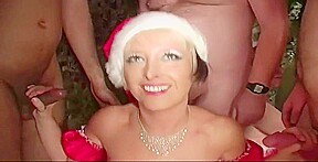 Christmas amateur cumshot facial party