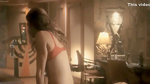 Cocked S01E01 (2015) Diora Baird, Karissa Shannon, Kristina Shannon