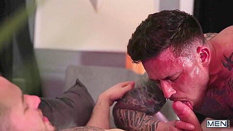 Colton Grey Jordan Levine in Last Day On Earth 1 - Str8ToGay