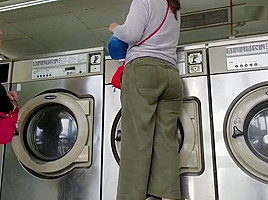 Creep Shots girl next door type at laundry room nice ass