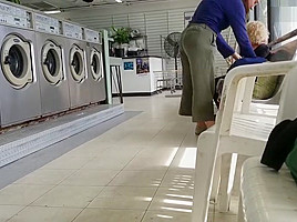 Creep Shots girl next door type at laundry room nice ass