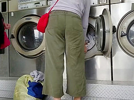 Creep Shots girl next door type at laundry room nice ass