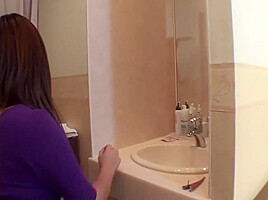 Curvy Japanese Gyaru Washes Away Makeup For Truly Revealing Sex